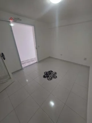Imagem Casa t?(C)rrea para locação na Vila Prudente, com 2 dormitórios, sala, cozinha, banheiro, ampla área de serviço. Fácil acesso ao METRÔ VILA PRUDENTE.