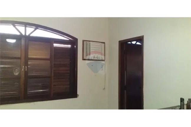 Imagem Imóvel amplo bem localizado no centro comercial ao lado do Shopping Partage