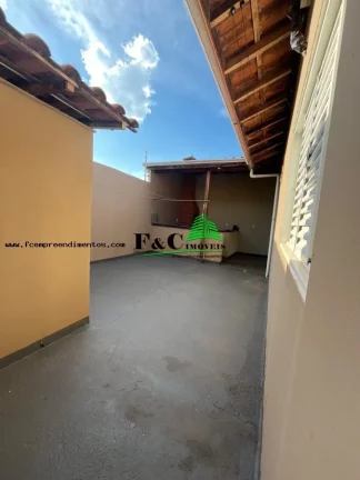 Imagem Casa para Venda em Limeira, Jardim Residencial Alto da Graminha, 3 dormitórios, 1 suíte, 1 banheiro, 2 vagas