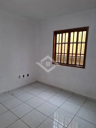 Imagem Casa com 2 quartos e 70m² entre Galo Branco e Mutondo –