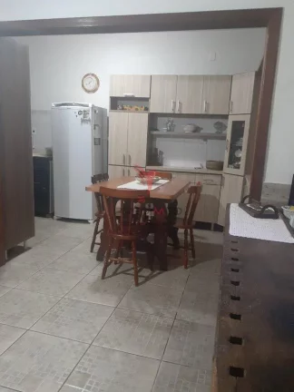 Imagem CASA NO UMUHARAMA - Pelotas , Terraço, Churrasqueira,estuda permuta ,pronta para morar