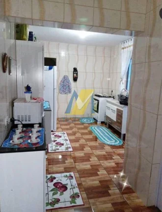 Imagem Renda imediata com 3 casas no mesmo terreno! Invista já