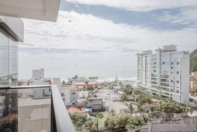 Imagem Apartamento 4 ou + dormitórios para Venda em Itajaí / SC no bairro Praia Brava