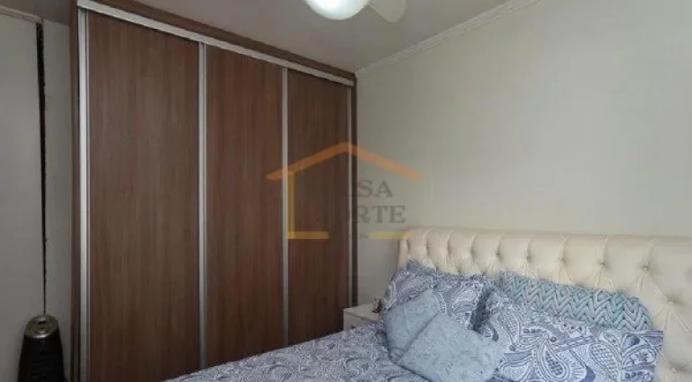 Imagem Apartamento de 54m², bem arejado, com 2 dormitórios, sacada, sol da manhã e 1 vaga de garagem cob...