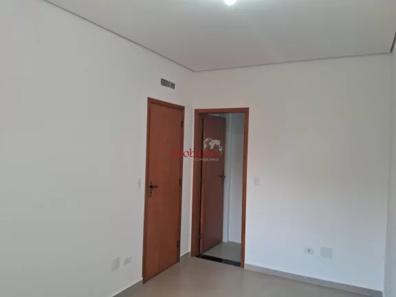 Imagem Sobrado a venda no bairro da Aparecida em Santos com 2 suítes, uma vaga na garagem e quintal em L a venda por R$ 790.000,00