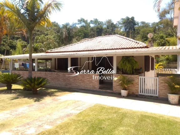 Imagem Casa com 4 dormitórios à venda, 200 m² por R$ 980.000,00 - Prata - Teresópolis/RJ