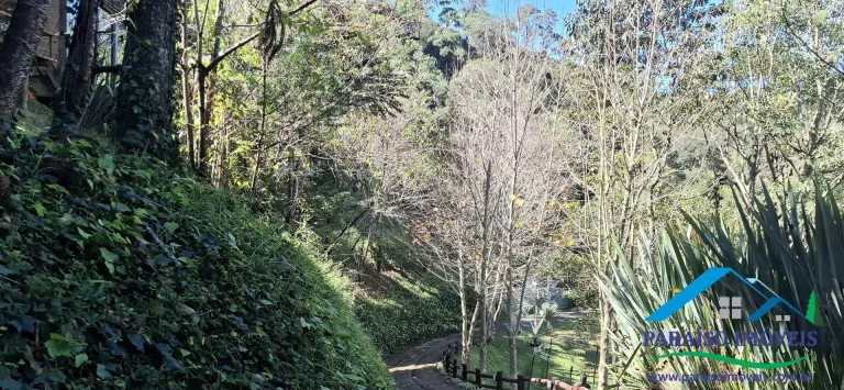 Imagem Refúgio Místico na Serra da Mantiqueira: Chalés Airbnb em Meio a Naturezera