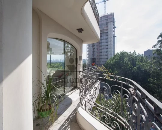 Imagem Apartamento charmoso com espaçoso living para 3 ambientes, terraço, 4 suítes, lavabo, copa, cozin...