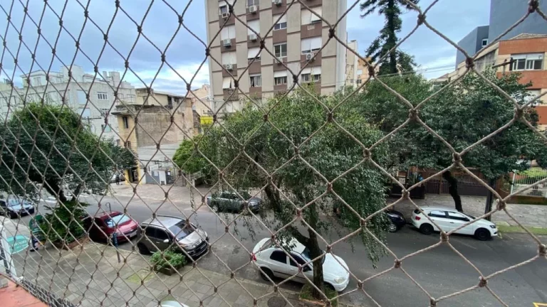 Imagem Praça Grande Apto POA13934 - Apartamento à venda no bairro Centro Histórico - Porto Alegre/RS