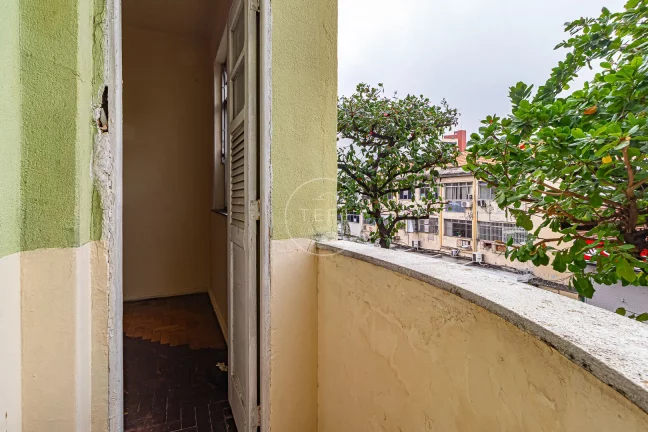 Imagem APARTAMENTO com 2 QUARTOS no MÉIER - R$ 240.000 - 56m²