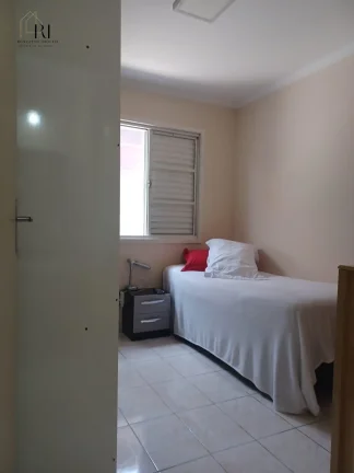 Imagem Casa com 2 quartos, 126m2, à venda