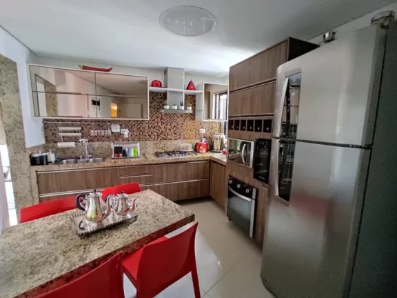 Imagem Apartamento de Luxo à Venda em Aracaju-SE no Bairro Jardins - 4 Quartos, 3 Suítes, 2 Salas, 5 Banheiros, 2 Vagas de Garagem, 153m². Condomínio LE BISTROL.