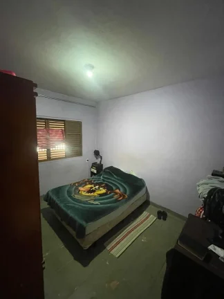 Imagem Imperdível Casa à Venda em Sorocaba-SP, Bairro Cajuru do Sul: 3 Quartos, 1 Suíte, 3 Salas, 2 Banheiros, 2 Vagas, 180,49 m².