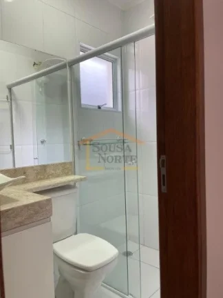 Imagem Sobrado em condomínio fechado, 2 dormitórios, sendo 2 suítes, com armários, camas e colchões, e...
