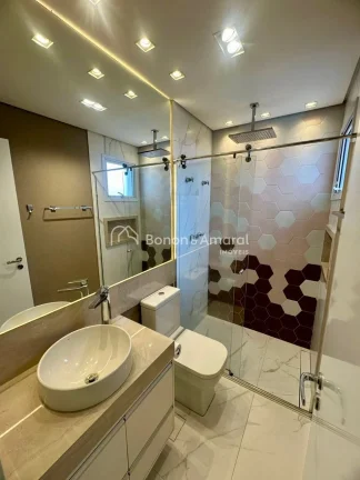 Imagem Este apartamento no condomínio Alto da Abolição, localizado no bairro Ponte Preta, oferece 77m² ...