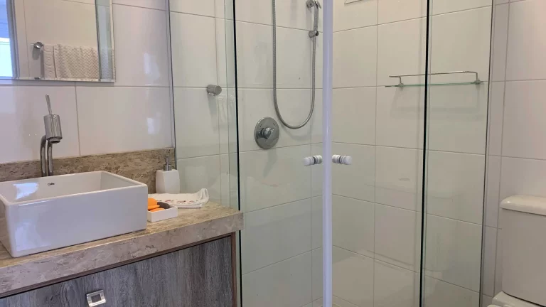 Imagem 2 dormitórios sendo 1 suíte e 2 vagas de garagem - Bairro das Nações, Balneário Camboriú/SC