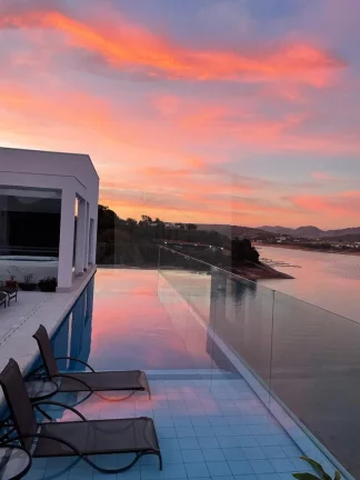 Imagem Casa em Escarpas do Lago, marina, 8 suites, 3 spa, elevador, sala de pilates, skypoll, cinematográfica