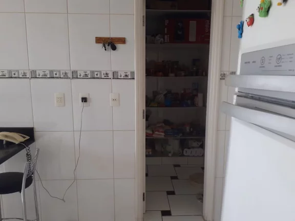 Imagem Excelente apartamento de 123 m2 de área útil ,na melhor localização da Vila Monteiro.Em condomí...