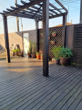 Imagem SOBRADO com 4 dormitórios à venda por R$ 790.000,00 no bairro Maria Antonieta - PINHAIS / PR