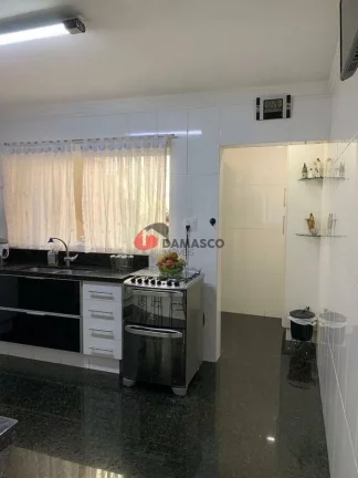 Imagem Sobrado à venda 3 Quartos, 1 Suite, 4 Vagas, 383M², Cerâmica, São Caetano do Sul - SP