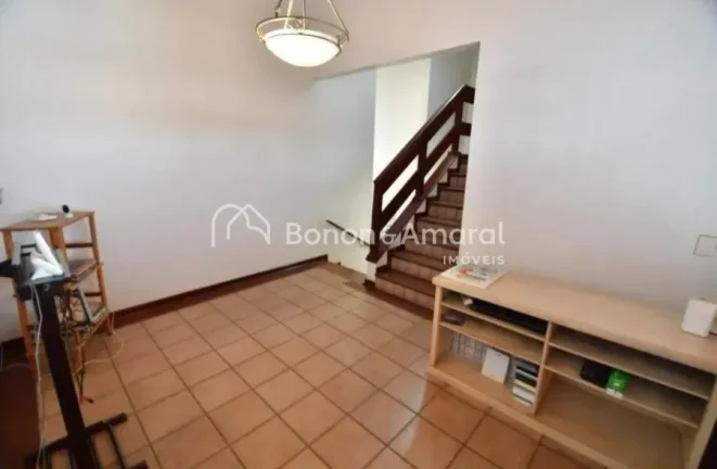 Imagem Casa á venda no bairro Jardim Santa Marcelina em Campinas-SP. Casa implantada em terreno de 943m² ...