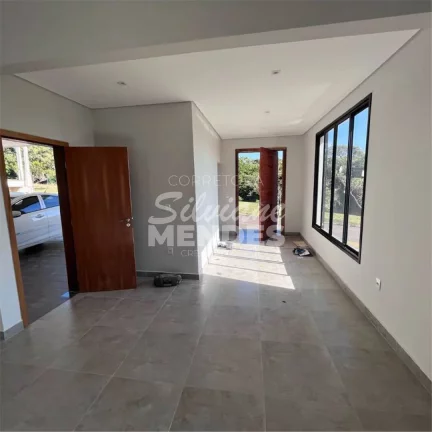 Imagem Casa com 4 suítes, nova com 360m² no condomínio Saint Charbel