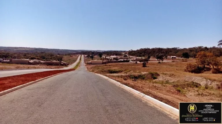 Imagem Seu Terreno Próximo a Avenida Compre Aqui Local Excelente
