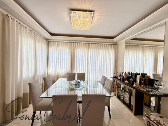 Imagem Espetacular Casa em Condomínio à Venda em Vinhedo-SP - Condomínio Marambaia - 4 Quartos, 2 Suítes, 3 Salas, 5 Banheiros, 4 Vagas de Garagem, 530,14 m². Imagem Espetacular Casa em Condomínio à Venda em Vinhedo-SP - Condomínio Marambaia - 4 Quartos, 2 Suítes, 3 Salas, 5 Banheiros, 4 Vagas de Garagem, 530,14 m².