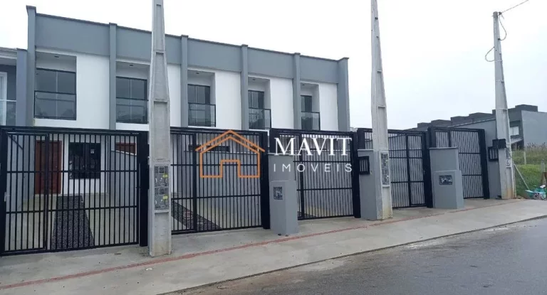 CASA RESIDENCIAL em JOINVILLE - SC, SANTA CATARINA