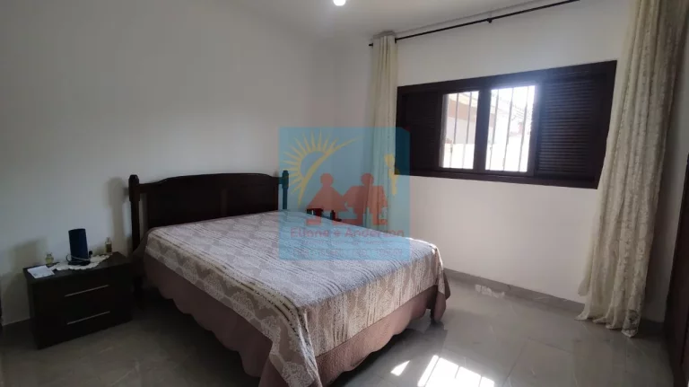 Imagem Casa a 500 metros da Praia do Suarão em Itanhaém 395mil