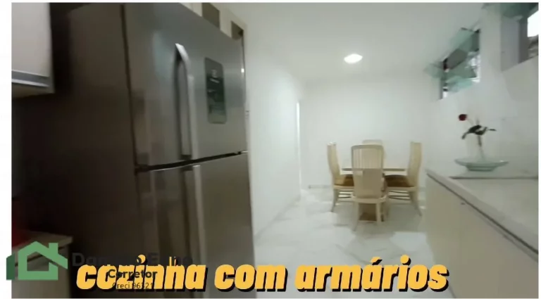 Imagem Casa com 3 Quartos e 3 banheiros, 239 m² por R$ 990.000