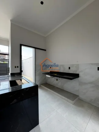 Imagem Casa à venda no bairro Jardim Santo Antônio - Mogi Guaçu/SP