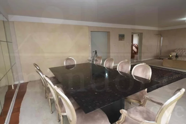 Imagem Apartamento em Ã³timas condiÃ§Ãµes com iluminaÃ§Ã£o natural e janelas em todos os ambiente...