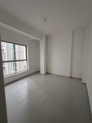 Imagem Cobertura comercial com 555m2 no Centro de Balneário Camboriú