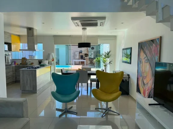 Imagem Casa para Venda em Rio das Ostras, Mar do Norte, 3 dormitórios, 1 suíte, 3 banheiros, 4 vagas