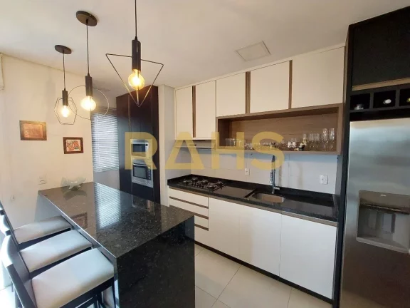 Imagem Cobertura Plana mobiliada, com 125 m² privativos, sendo 2 suítes, sala de estar jantar, cozinha, l...