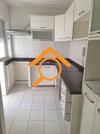 Imagem Imperdível: Casa em Condomínio à Venda em São Paulo-SP, Jardim Marajoara - 2 quartos, 2 suítes, 2 salas, 2 vagas, 180m²!
