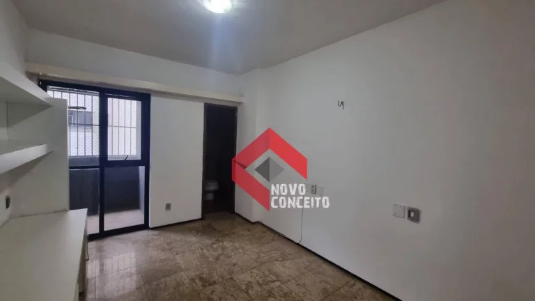 Imagem Apartamento à venda, 240 m² por R$ 700.000,00 - Meireles - Fortaleza/CE