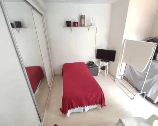 Imagem * SOBRADO NO FERREIRA PRÓX. AO METRÔ V. SÔNIA C/ 2 DORMS; 1 SUÍTE.