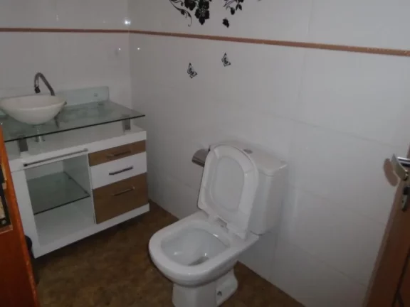Imagem Sobrado com 3 dormitórios à venda, 220 m² por R$ 800.000,00 - Jardim Quaresmeira II - Suzano/SP