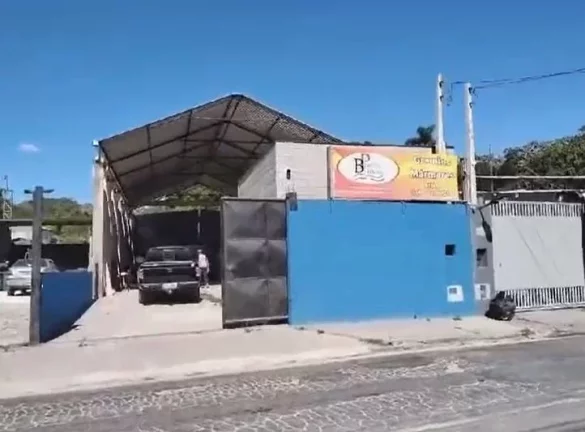 Imagem Galpão, 220 m² - venda por R$ 650.000,00 ou aluguel por R$ 8.265,00/mês - Jardim Santa Inês - Suzano/SP