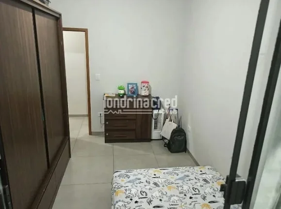 Imagem Ótima casa no Jardim Neman Sahyun com 3 quartos sendo 01 suíte, sala, cozinha americana, banheiro social, com 155 metros de construção.