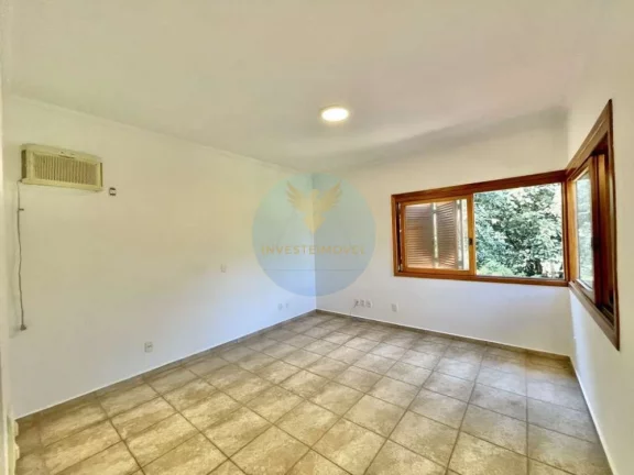 Imagem Casa em Condomínio a Venda no bairro Granja Viana - Carapicuíba, SP
