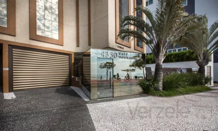 Imagem Frente ao Mar para Venda em Balneário Camboriú / SC no bairro Centro