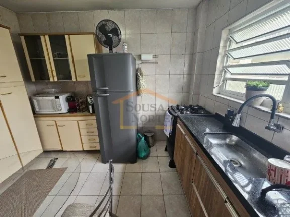 Imagem Apartamento de 73m², com 2 dormitórios e 2 banheiros, localizado em andar alto, com janelas amplas...