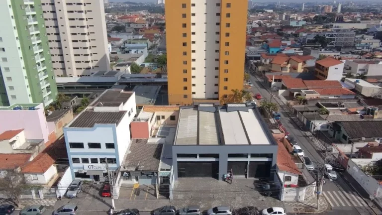 Imagem Salão para alugar, 157 m² por R$ 8.925,00/mês - Jardim Santa Helena - Suzano/SP