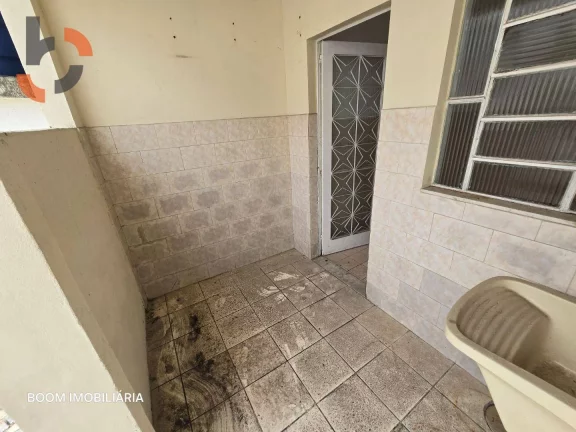 Imagem Duas ótimas Casas no Centro de Nova Iguaçu, Área Nobre Rua Floresta Miranda por R$ 600.000,00