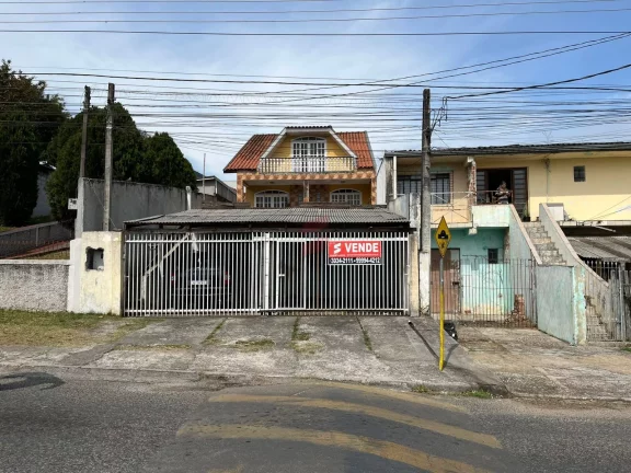 Imagem SOBRADO com 3 dormitórios à venda com 295m² por R$ 550.000,00 no bairro Centro - PINHAIS / PR