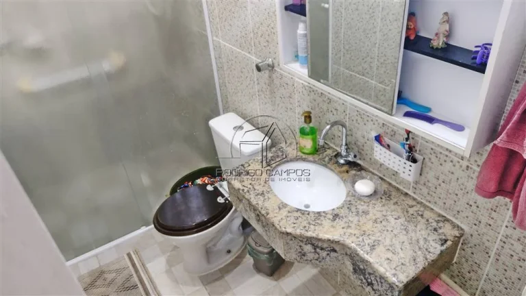 Imagem Espaçosa Casa Geminada 2 Quartos no Tupi - Praia Grande SP