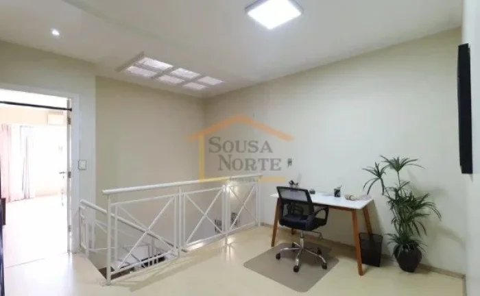 Imagem Sobrado mobiliado com 288 m² de área total. Possui 4 dormitórios, sendo 1 suíte, 3 banheiros. Am...